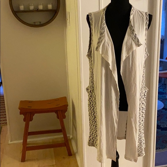 NWT Nyah Vest - Picture 3 of 12